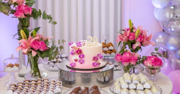 Cake table decoration
