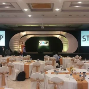 Seating arrangement with covers